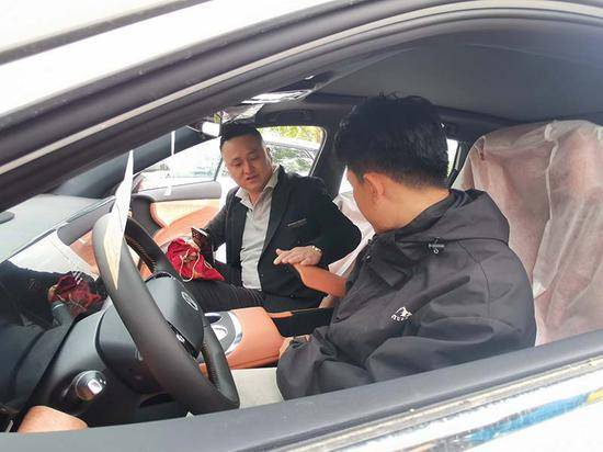 塔额二手车展与额敏汽车展销盛况空前购车热潮涌动北疆！(图2)