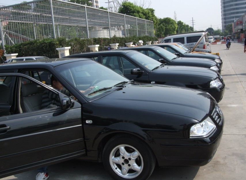 重庆车之恋优选二手车公司买到调表车 杨女士要求退车