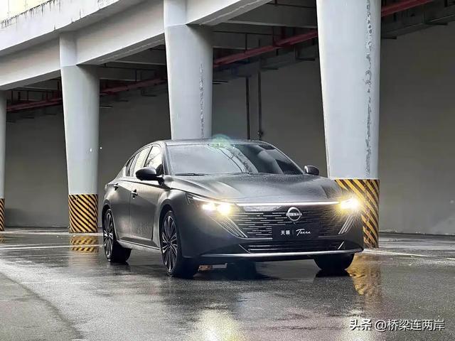 日产天籁19万起配鸿蒙座舱！B级车价格战要疯？(图2)