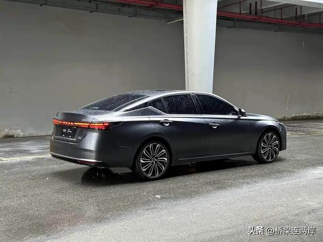 日产天籁19万起配鸿蒙座舱！B级车价格战要疯？(图3)