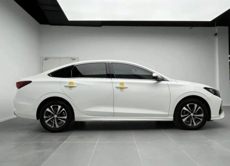 这届年轻人提前享福从一辆二手车开始(图9)