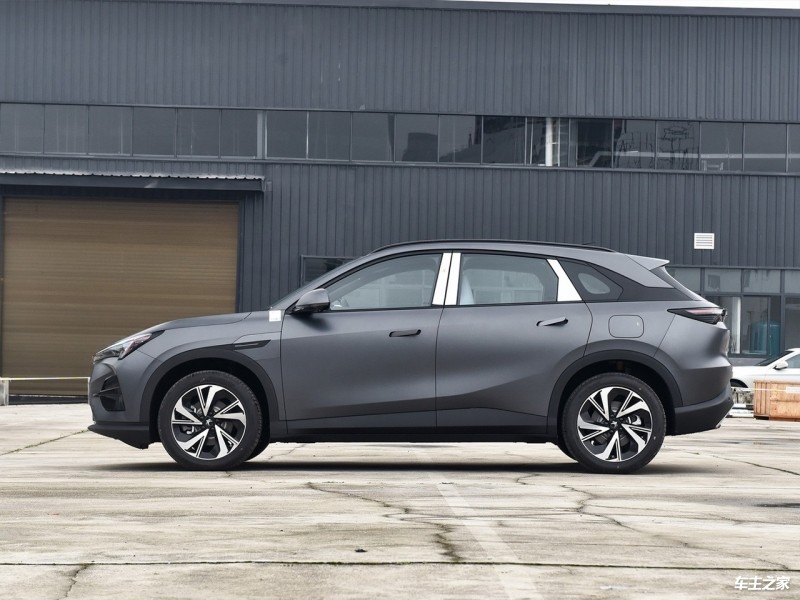 二道极狐 阿尔法T5最低1098万起售 最高优惠040万(图1)