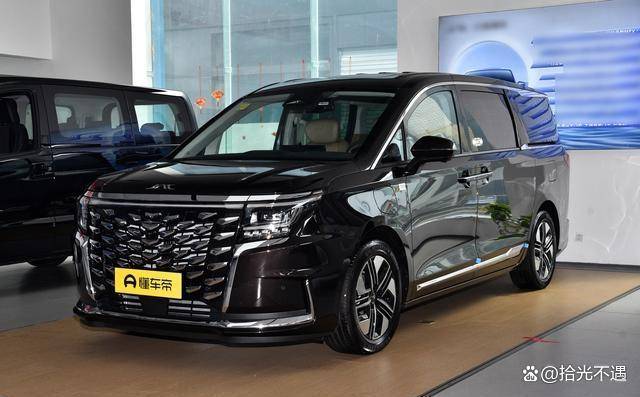 高端MPV变局骤起！腾势D9跌出销量前十主力操盘手官宣离场