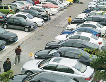 “精品二手车”竟是致死事故车？二手车市场乱象频发40余家企业公开服务标准