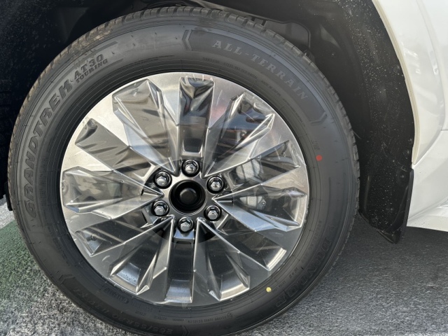 2025款 酷路泽3500GXR科威特满配豪华四驱越野车本家海外直发报价(图4)