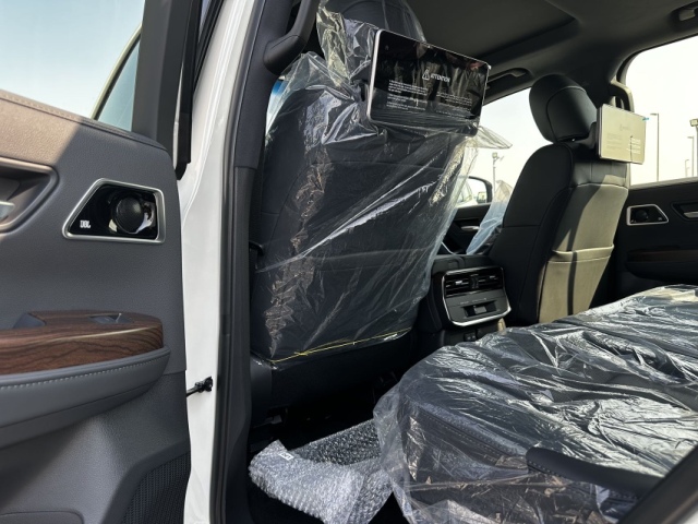 2025款 酷路泽3500GXR科威特满配豪华四驱越野车本家海外直发报价(图9)