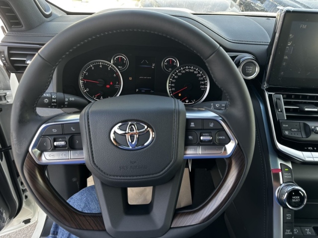 2025款 酷路泽3500GXR科威特满配豪华四驱越野车本家海外直发报价(图6)