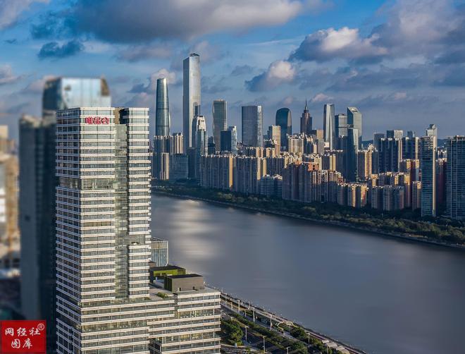 唯品会发布2025年业绩：净营收1059亿元SVIP活跃用户数保持两位数增长